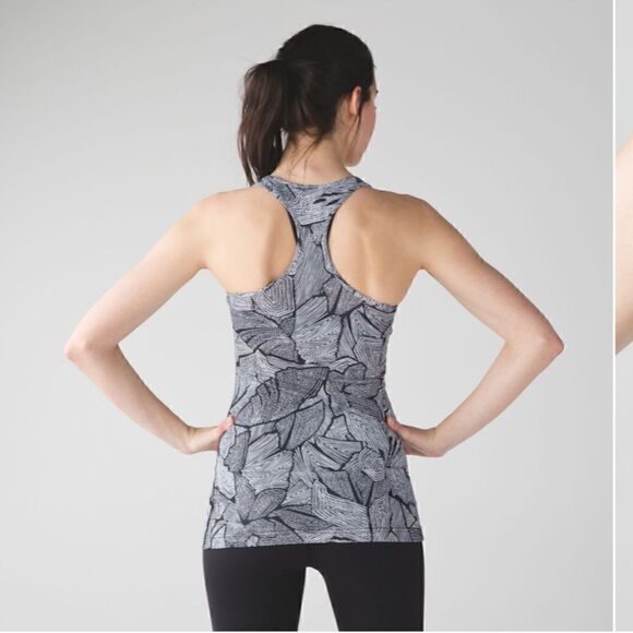 Lululemon Cool Racerback in Dottie Tribe White Black - Picture 3 of 9